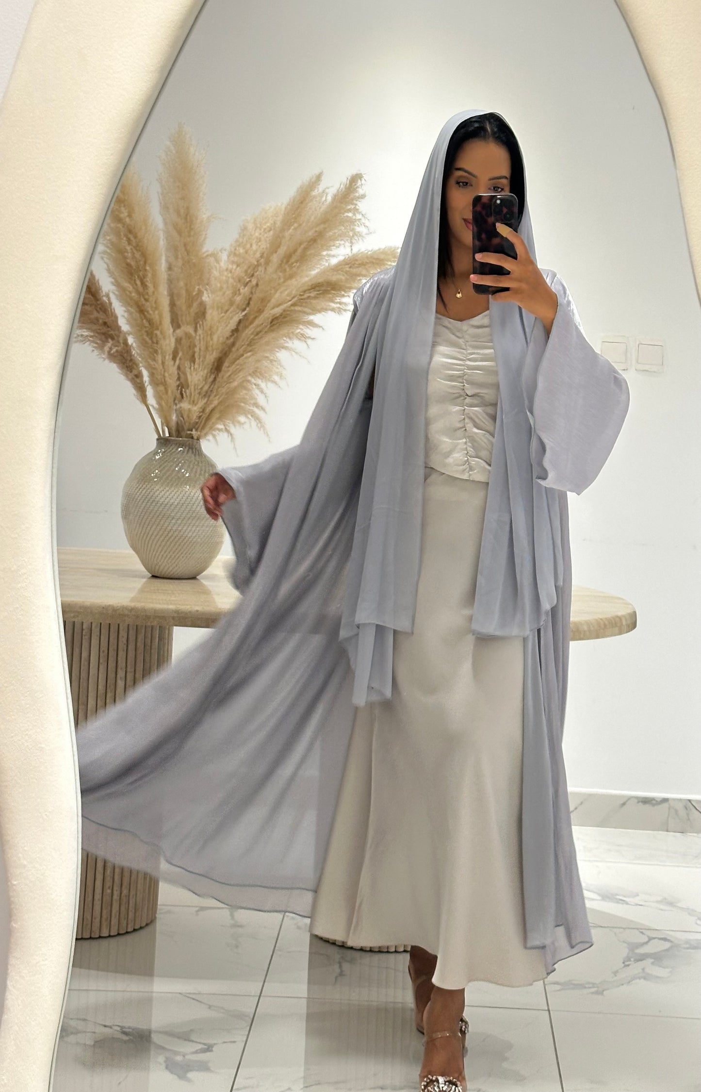 Nour Flare Sleeved Abaya - Soft Lilac
