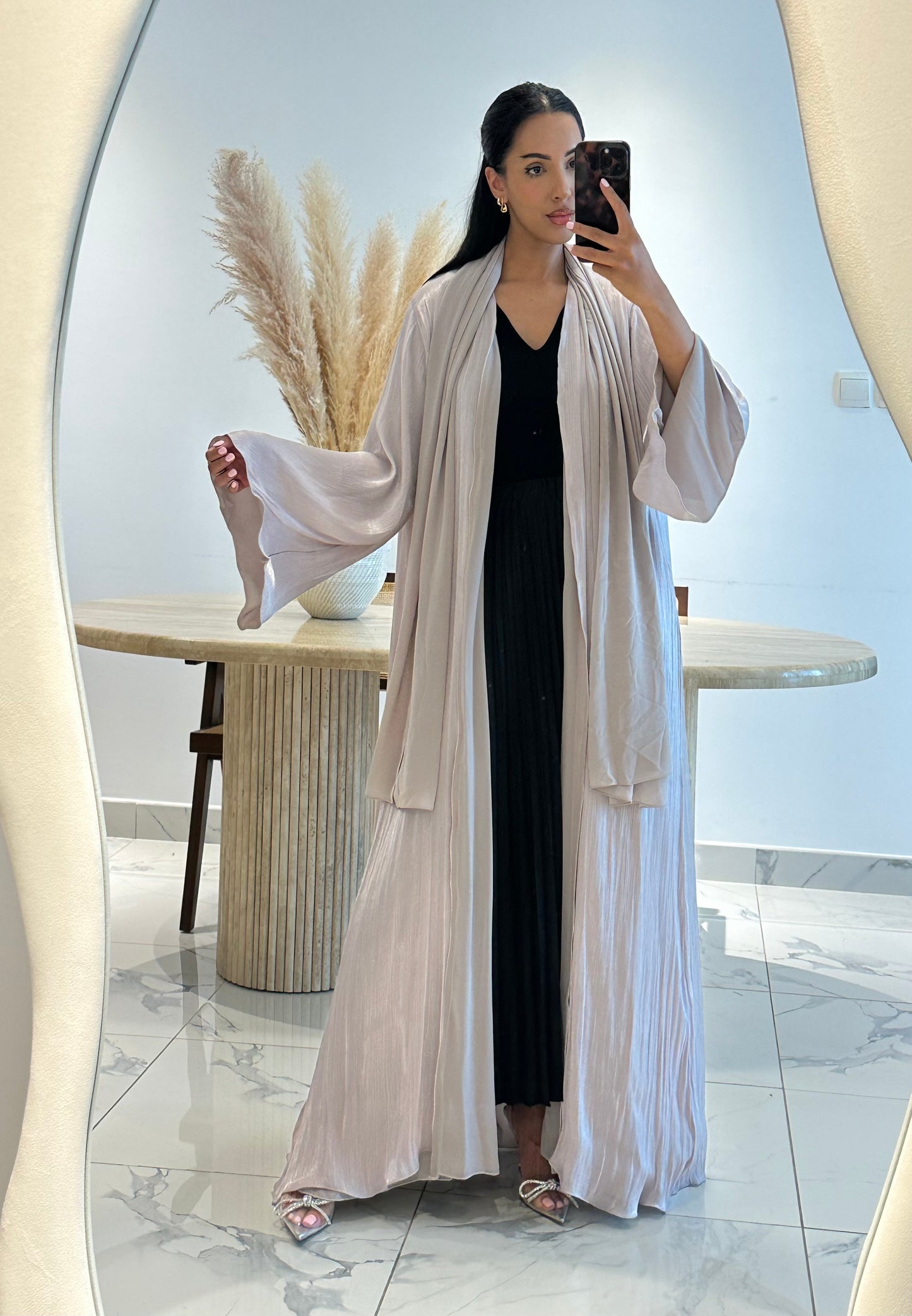 Nour Flare Sleeved Abaya - Soft Lilac
