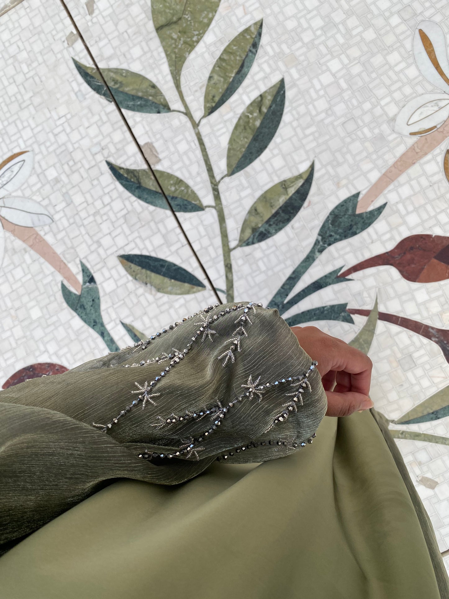 RTW Sana Abaya - Olive Green