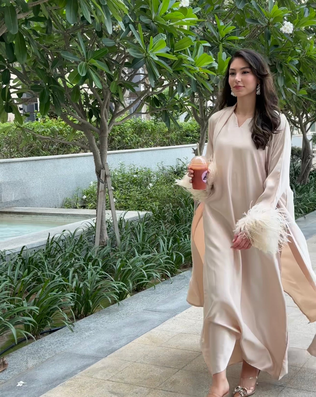 RTW Maysa Feather Abaya - French Vanilla