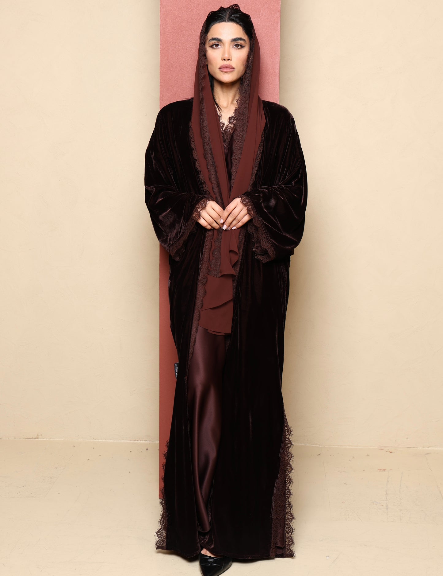 Pre Order Inayah Velvet Lace Abaya Set - Cocoa (Copy)
