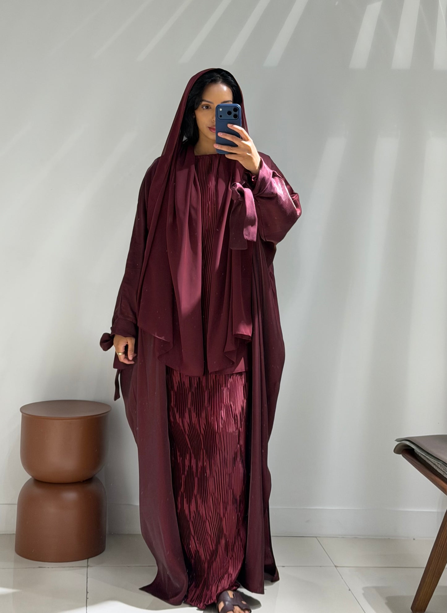 Pleated Tie Abaya set - Dark Burgundy