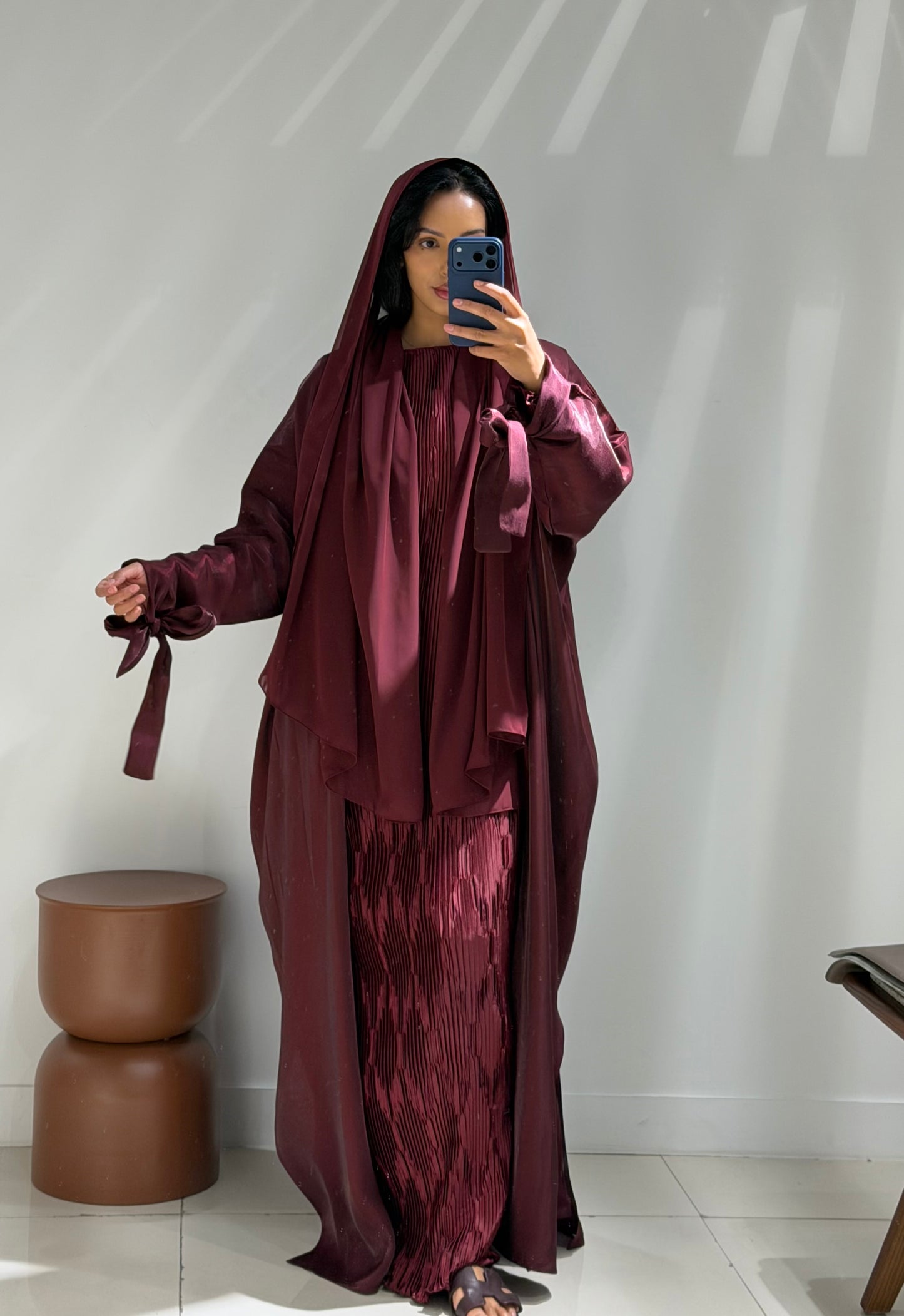 Pleated Tie Abaya set - Dark Burgundy