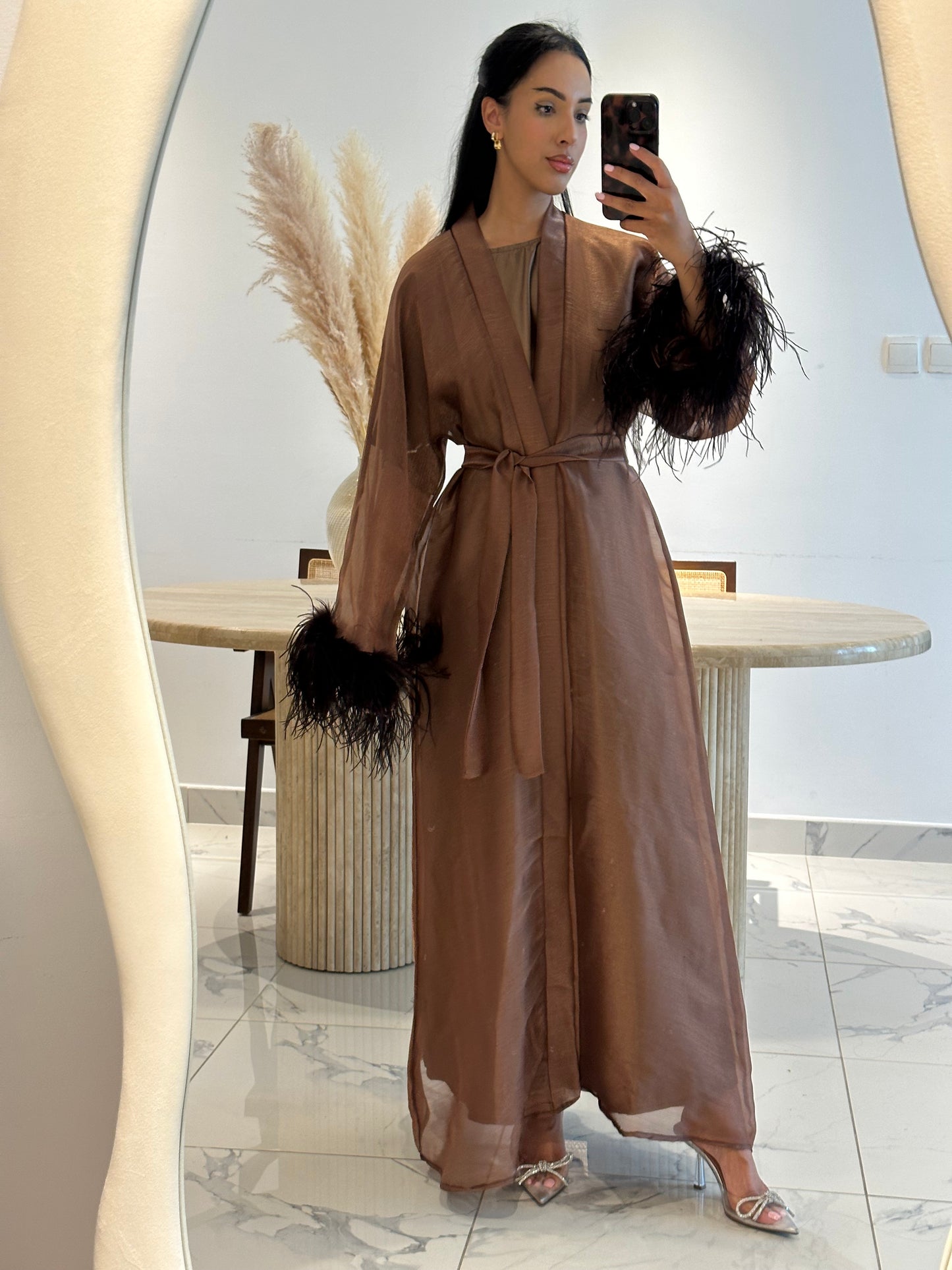 Feather Abaya Set - Dark Roast
