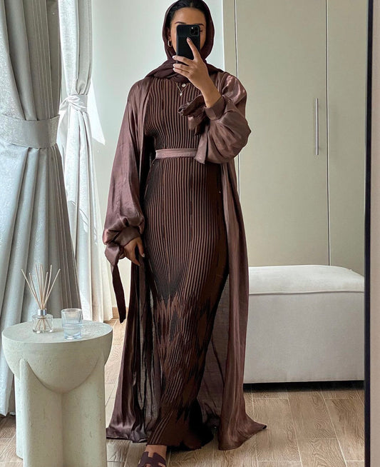 Pleated Abaya set - Brown